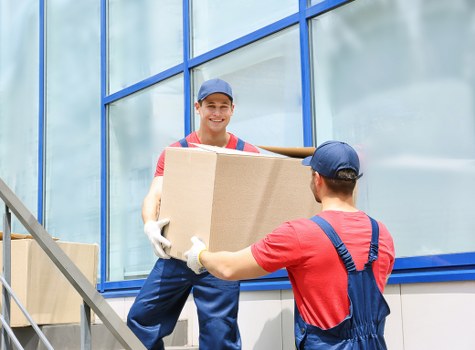 Customer complaint review process for Man With Van Bermondsey