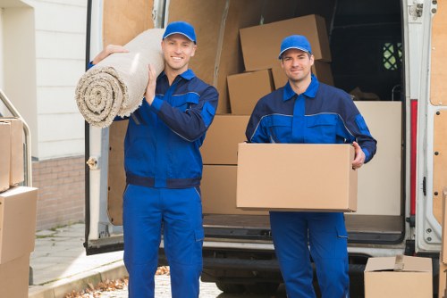 Bermondsey moving service assessing access and item handling before loading