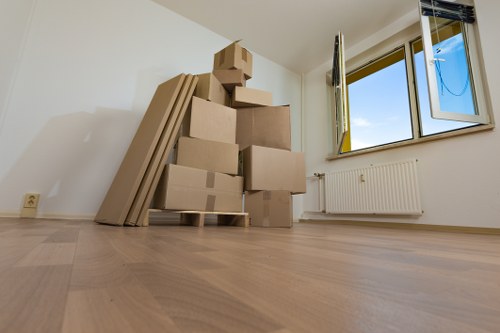 Moving truck service for Bermondsey homes and businesses